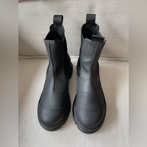 Ganni
City Recycled Rubber-blend Chelsea Boots